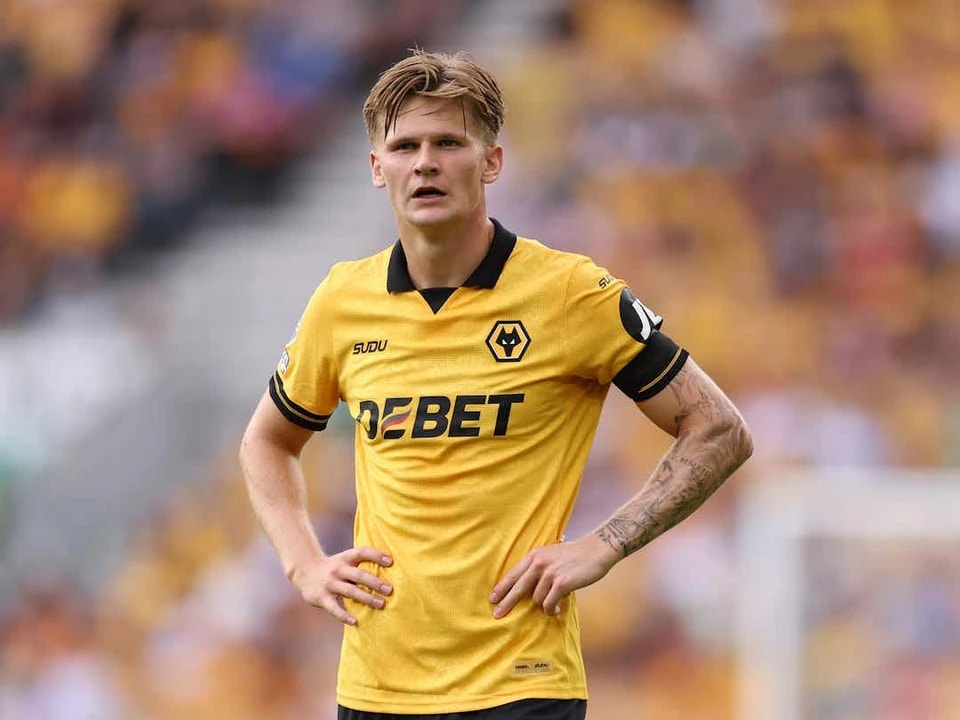 三周前从阿, 在这场比赛, KJ