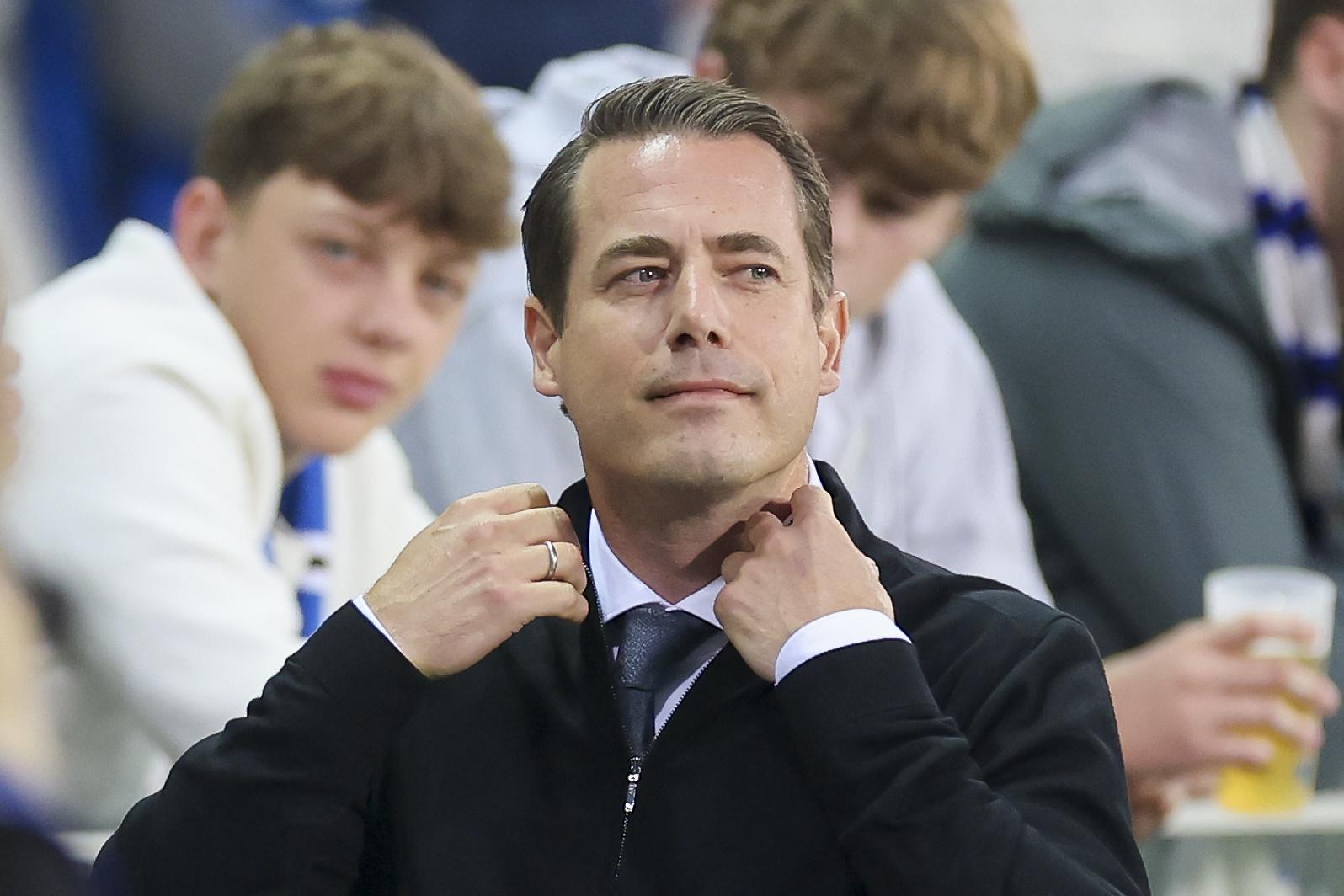 己还是个未, 巴代