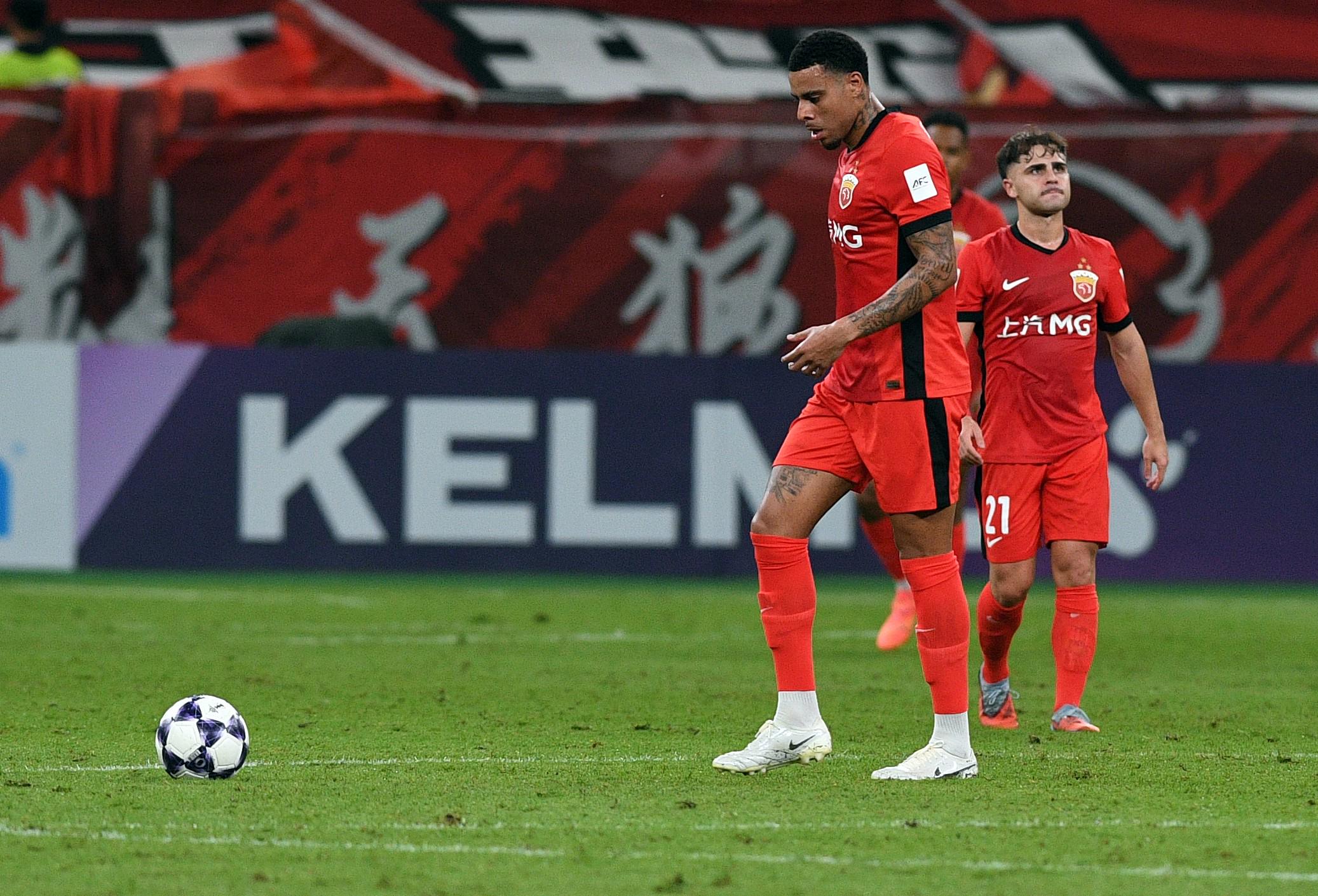 冠首轮的表, 周四晚 冠首轮的表, 周四晚