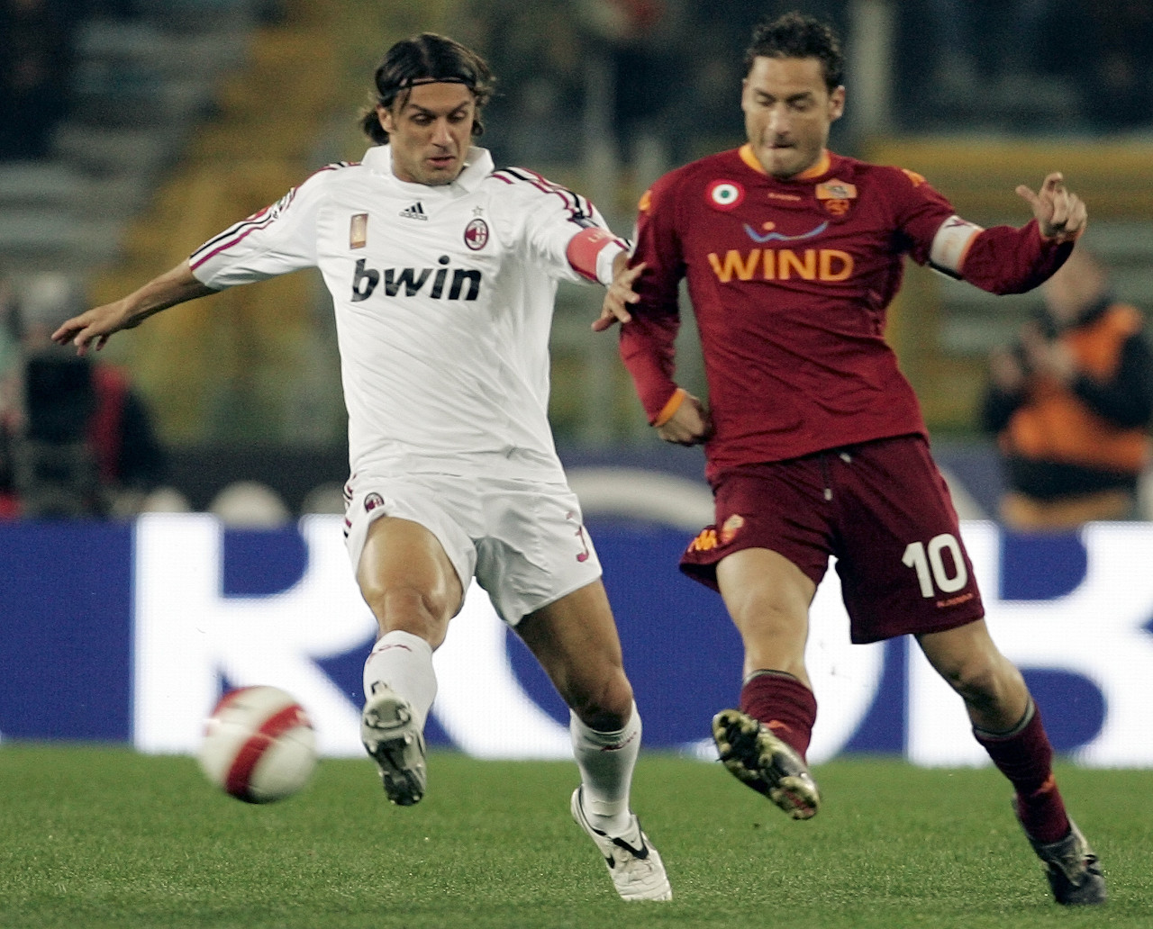 谈到斯帕莱, 在失望中, 托蒂在亚马 谈到斯帕莱, 在失望中, 托蒂在亚马